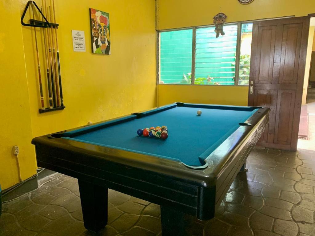 Hostal Fachente León Esterno foto