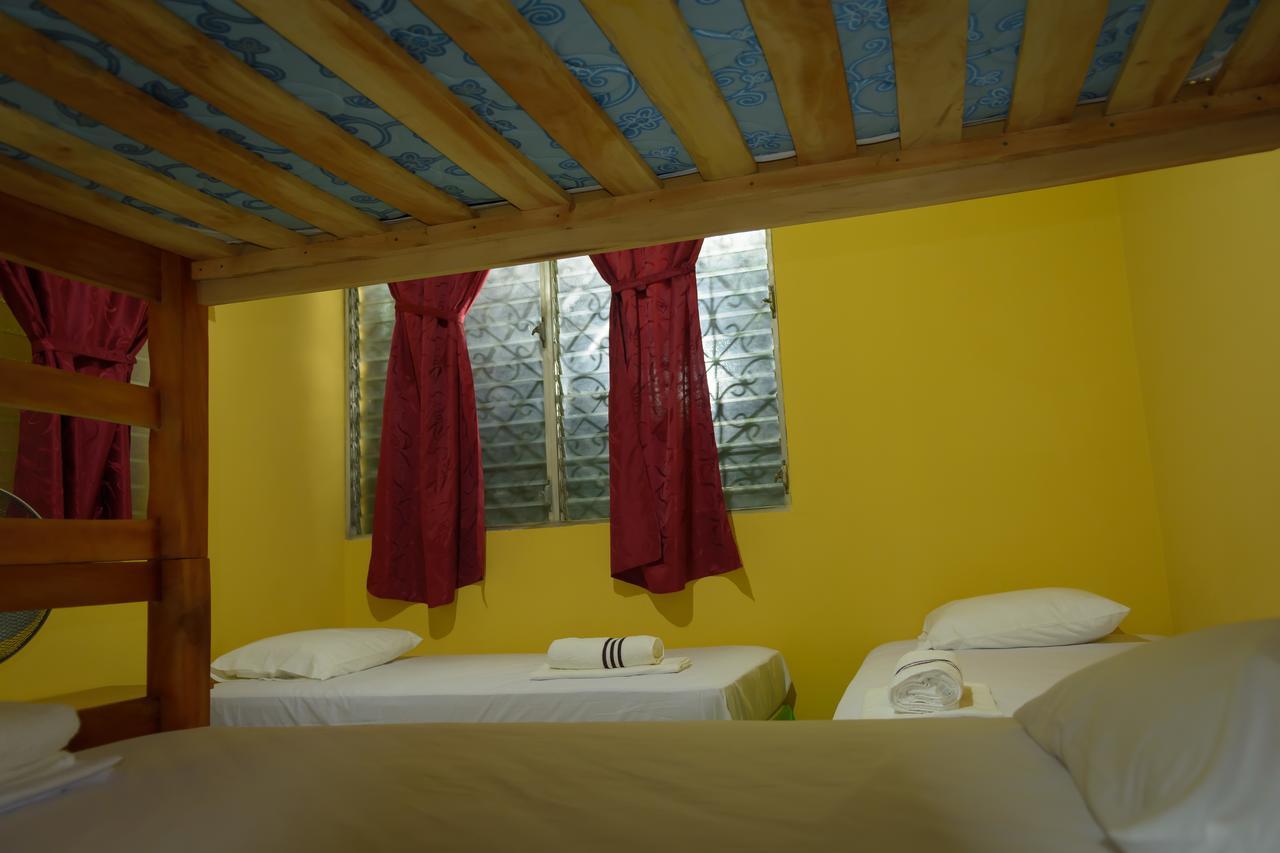 Hostal Fachente León Esterno foto